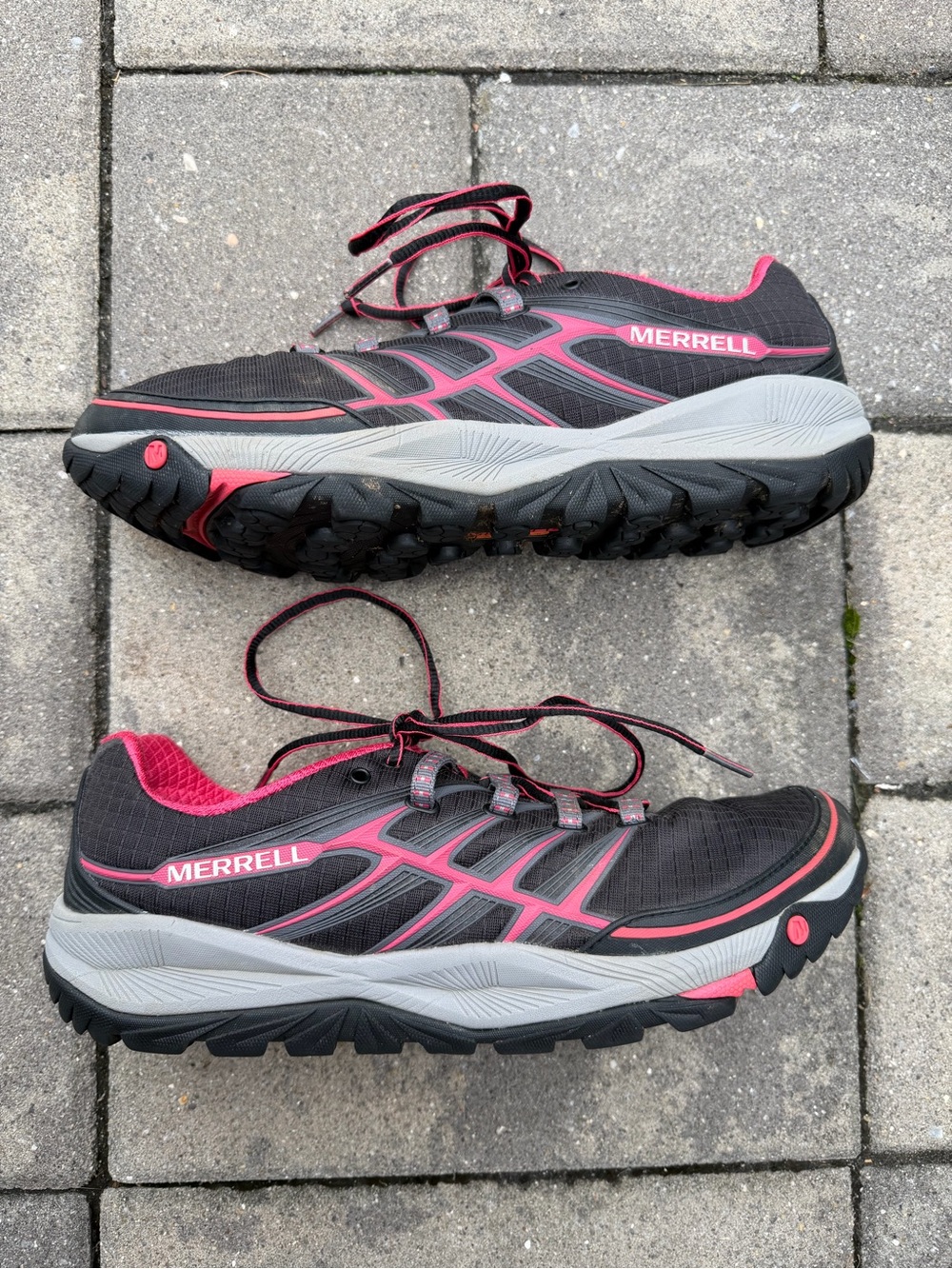 BLACK/PARADISE PINK Merrell All Out Rush - Unifly
Style Number: J06482